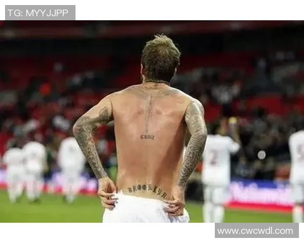 聚焦足球巨星荣耀之路 揭秘球队背后的英雄与传奇时刻 聚焦足球巨星荣耀之路 揭秘球队背后的英雄与传奇时刻