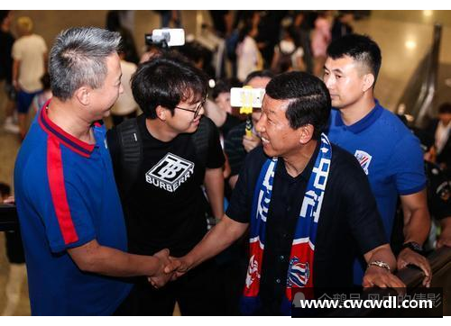体育明星化身路人被识破，意外引发全民热议新奇事件
